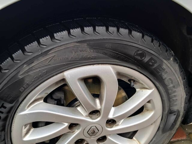 Рено Меган 2016 в Ровно на Automoto.ua Белый Рено Меган, объемом двигателя 1.5 л и пробегом 199 тыс. км за 9800 $, фото 23 на Automoto.ua