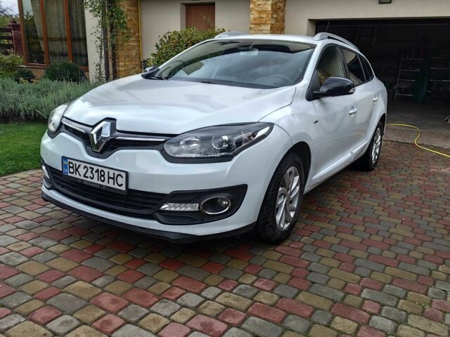 Рено Меган 2016 в Ровно на Automoto.ua Белый Рено Меган, объемом двигателя 1.5 л и пробегом 199 тыс. км за 9800 $, фото 2 на Automoto.ua