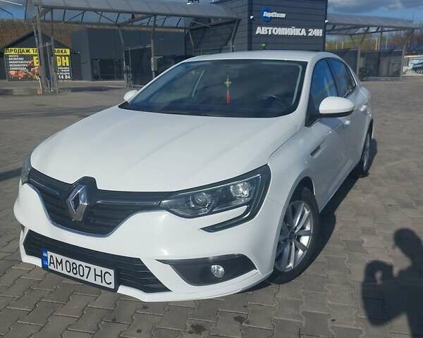 Рено Меган 2017 в Житомире на Automoto.ua Белый Рено Меган, объемом двигателя 1.5 л и пробегом 166 тыс. км за 13499 $, фото 13 на Automoto.ua