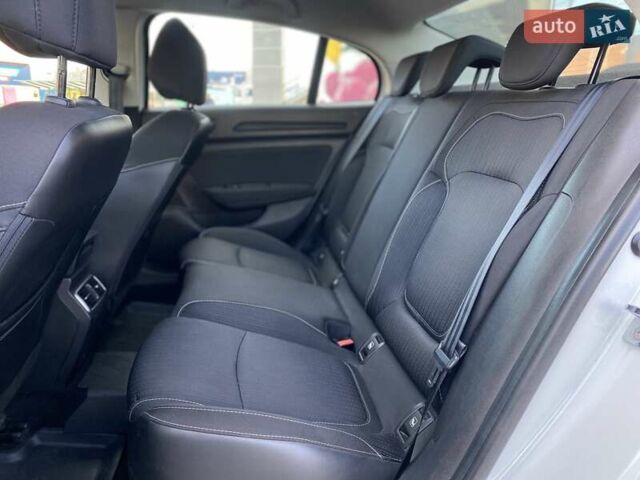 Белый Рено Меган, объемом двигателя 1.46 л и пробегом 150 тыс. км за 13990 $, фото 11 на Automoto.ua