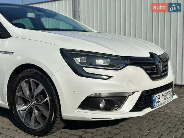 Белый Рено Меган, объемом двигателя 1.46 л и пробегом 199 тыс. км за 14299 $, фото 19 на Automoto.ua