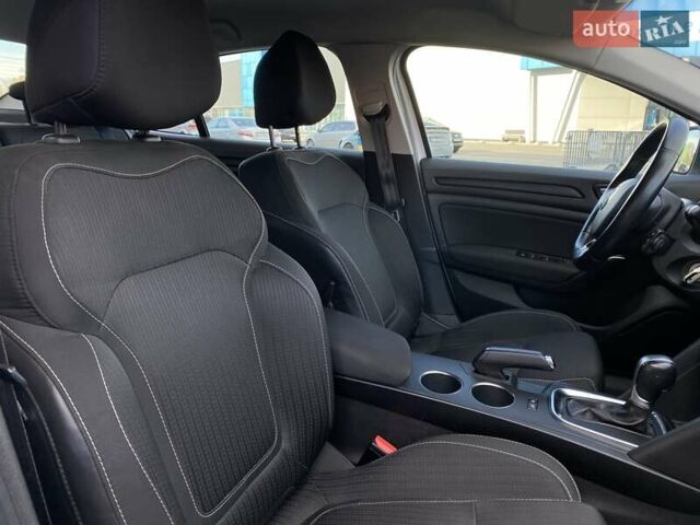 Белый Рено Меган, объемом двигателя 1.46 л и пробегом 150 тыс. км за 13990 $, фото 16 на Automoto.ua