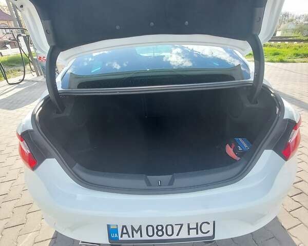 Рено Меган 2017 в Житомире на Automoto.ua Белый Рено Меган, объемом двигателя 1.5 л и пробегом 166 тыс. км за 13499 $, фото 9 на Automoto.ua