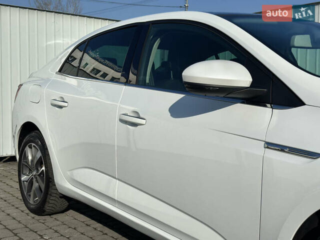 Белый Рено Меган, объемом двигателя 1.46 л и пробегом 199 тыс. км за 14299 $, фото 20 на Automoto.ua