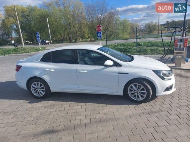 Рено Меган 2017 в Житомире на Automoto.ua Белый Рено Меган, объемом двигателя 1.5 л и пробегом 166 тыс. км за 13499 $, фото 19 на Automoto.ua