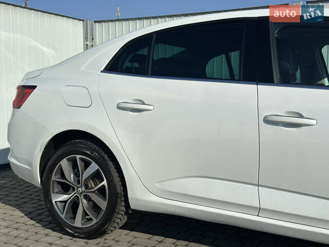 Белый Рено Меган, объемом двигателя 1.46 л и пробегом 199 тыс. км за 14299 $, фото 21 на Automoto.ua