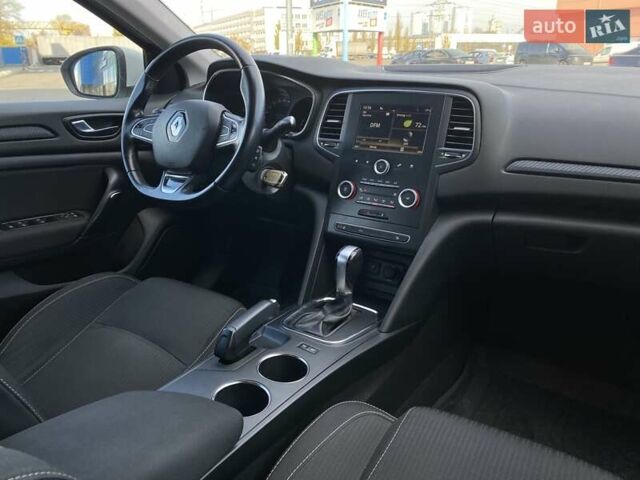 Белый Рено Меган, объемом двигателя 1.46 л и пробегом 150 тыс. км за 13990 $, фото 15 на Automoto.ua