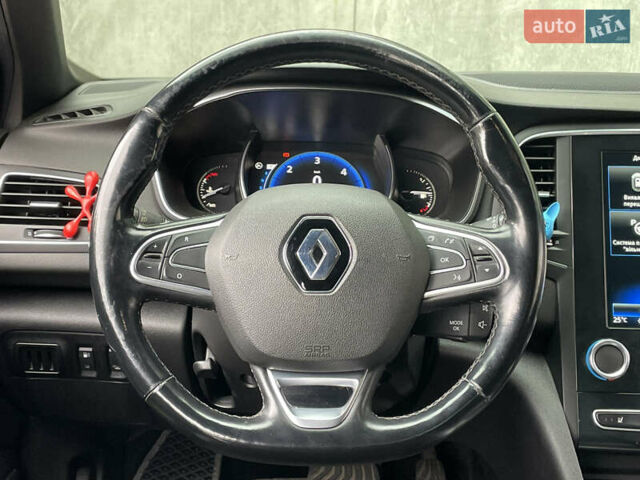 Белый Рено Меган, объемом двигателя 1.46 л и пробегом 239 тыс. км за 13490 $, фото 16 на Automoto.ua