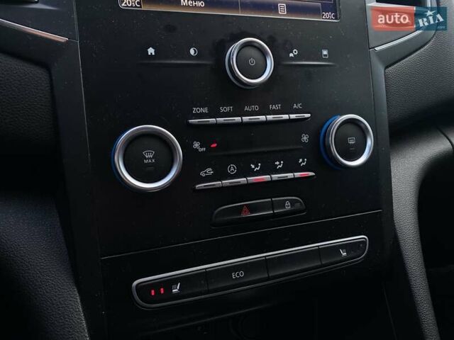 Белый Рено Меган, объемом двигателя 1.46 л и пробегом 150 тыс. км за 13990 $, фото 19 на Automoto.ua