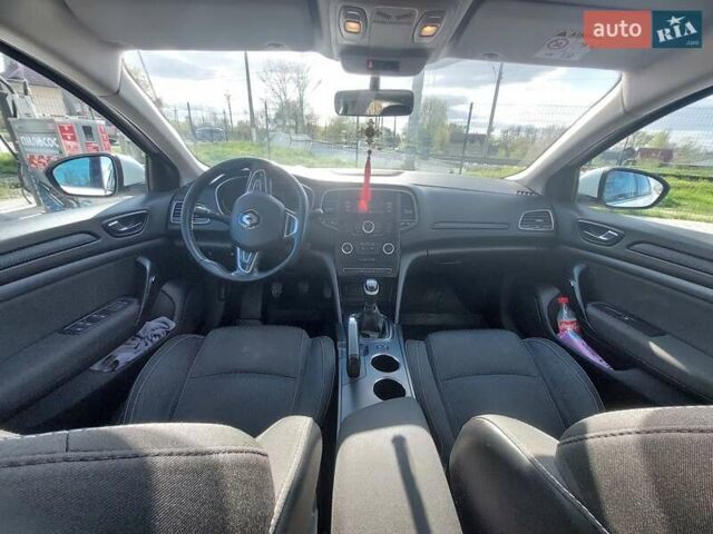 Рено Меган 2017 в Житомире на Automoto.ua Белый Рено Меган, объемом двигателя 1.5 л и пробегом 166 тыс. км за 13499 $, фото 18 на Automoto.ua