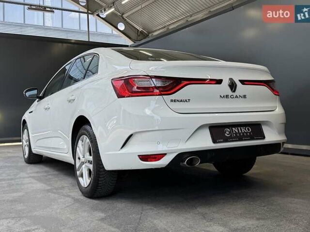 Белый Рено Меган, объемом двигателя 1.5 л и пробегом 88 тыс. км за 15900 $, фото 19 на Automoto.ua