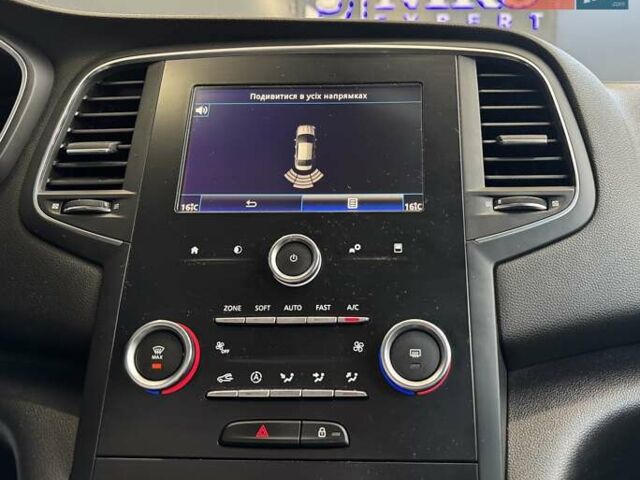 Белый Рено Меган, объемом двигателя 1.5 л и пробегом 88 тыс. км за 15900 $, фото 41 на Automoto.ua