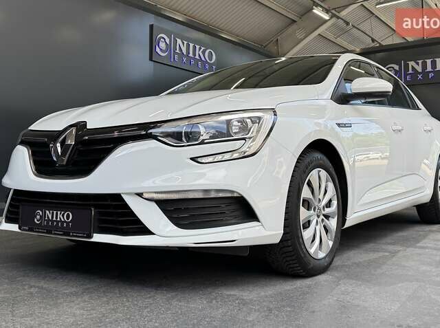 Білий Рено Меган, об'ємом двигуна 1.5 л та пробігом 94 тис. км за 14500 $, фото 5 на Automoto.ua