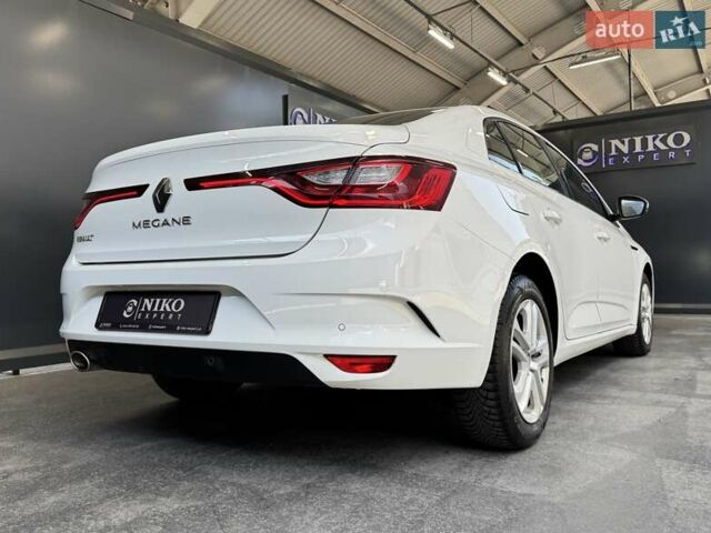 Белый Рено Меган, объемом двигателя 1.5 л и пробегом 88 тыс. км за 15900 $, фото 21 на Automoto.ua