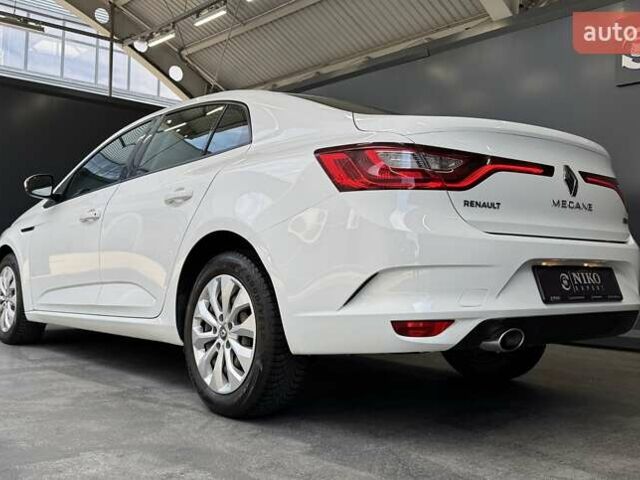Білий Рено Меган, об'ємом двигуна 1.5 л та пробігом 94 тис. км за 14500 $, фото 11 на Automoto.ua