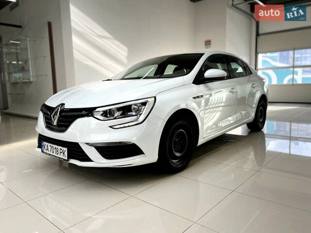 Білий Рено Меган, об'ємом двигуна 1.46 л та пробігом 158 тис. км за 10999 $, фото 1 на Automoto.ua