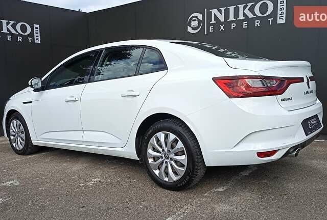 Білий Рено Меган, об'ємом двигуна 1.5 л та пробігом 79 тис. км за 15600 $, фото 6 на Automoto.ua