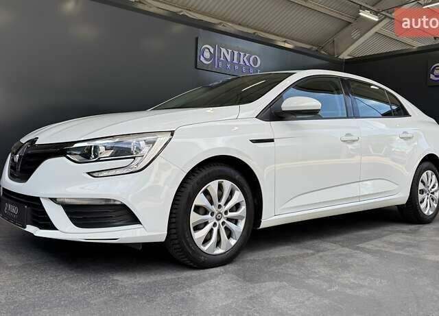 Білий Рено Меган, об'ємом двигуна 1.5 л та пробігом 94 тис. км за 14500 $, фото 7 на Automoto.ua