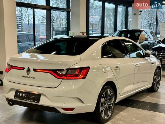 Белый Рено Меган, объемом двигателя 1.6 л и пробегом 174 тыс. км за 13990 $, фото 10 на Automoto.ua