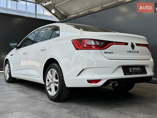 Белый Рено Меган, объемом двигателя 1.5 л и пробегом 88 тыс. км за 15900 $, фото 14 на Automoto.ua