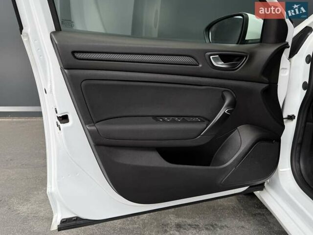 Белый Рено Меган, объемом двигателя 1.5 л и пробегом 122 тыс. км за 15900 $, фото 36 на Automoto.ua