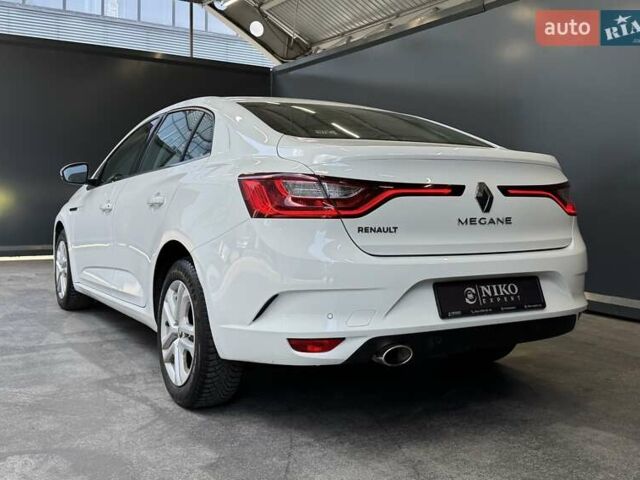 Белый Рено Меган, объемом двигателя 1.5 л и пробегом 88 тыс. км за 15900 $, фото 18 на Automoto.ua