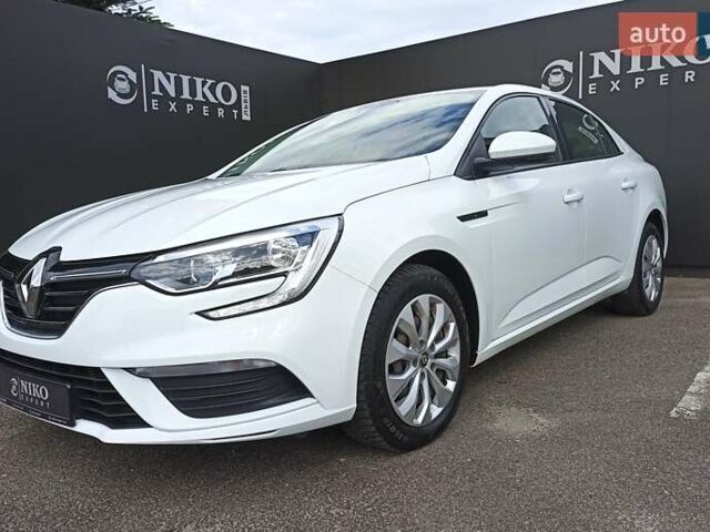 Білий Рено Меган, об'ємом двигуна 1.5 л та пробігом 79 тис. км за 15600 $, фото 1 на Automoto.ua