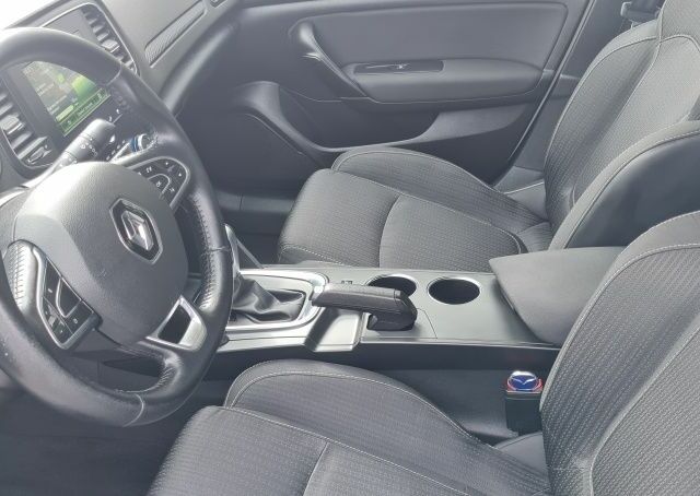 Белый Рено Меган, объемом двигателя 1.6 л и пробегом 137 тыс. км за 13900 $, фото 5 на Automoto.ua