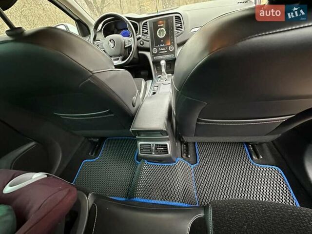Білий Рено Меган, об'ємом двигуна 1.46 л та пробігом 144 тис. км за 15500 $, фото 11 на Automoto.ua