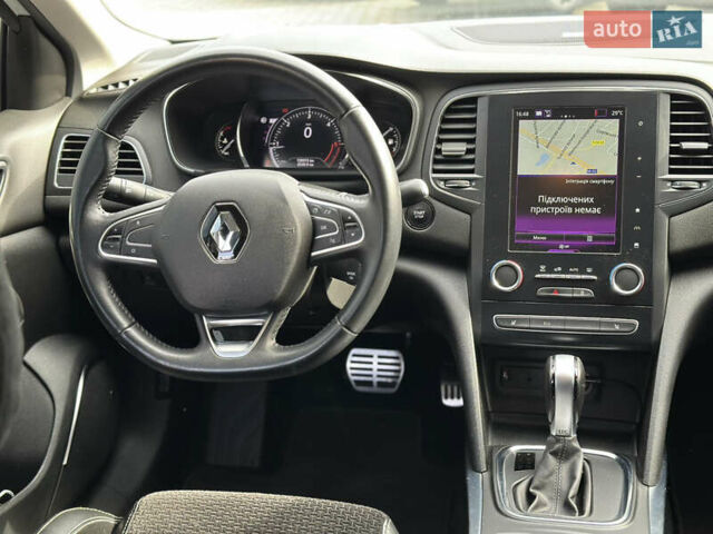 Белый Рено Меган, объемом двигателя 1.46 л и пробегом 159 тыс. км за 16600 $, фото 9 на Automoto.ua