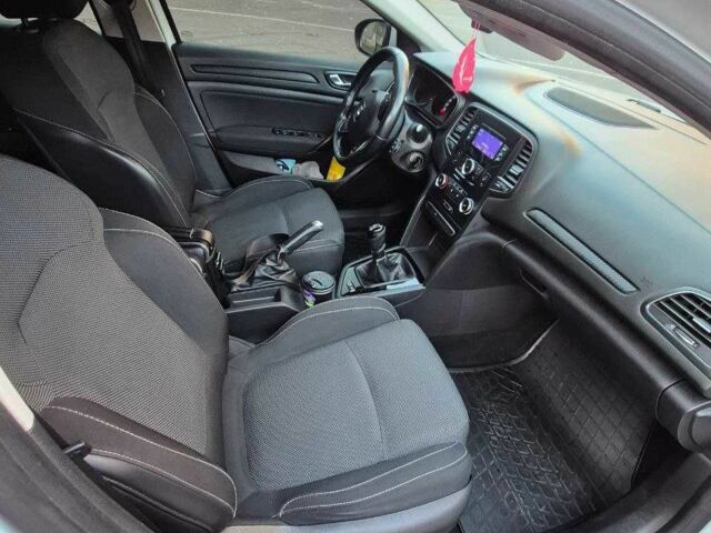 Білий Рено Меган, об'ємом двигуна 1.6 л та пробігом 143 тис. км за 334 $, фото 6 на Automoto.ua