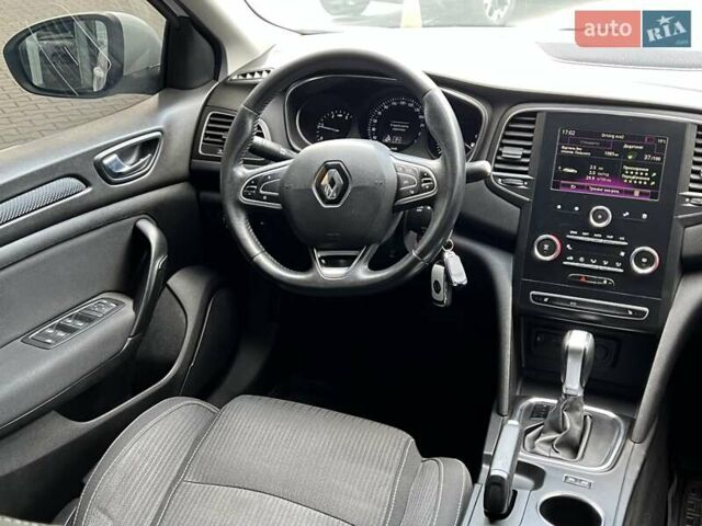 Білий Рено Меган, об'ємом двигуна 0 л та пробігом 107 тис. км за 15200 $, фото 17 на Automoto.ua