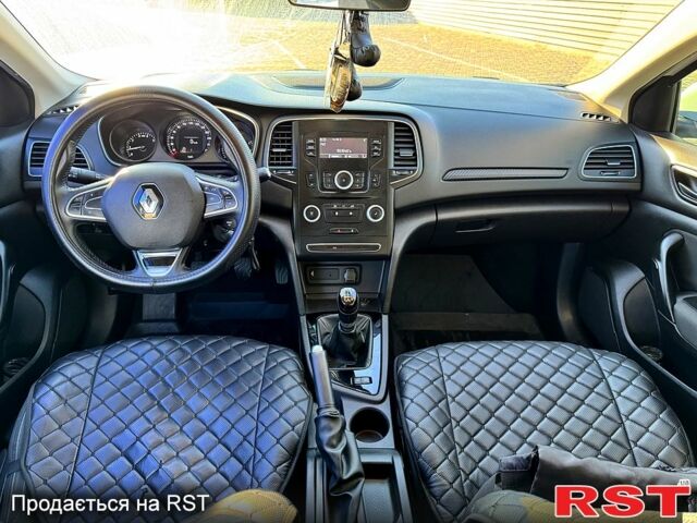 Білий Рено Меган, об'ємом двигуна 1.6 л та пробігом 45 тис. км за 14500 $, фото 3 на Automoto.ua