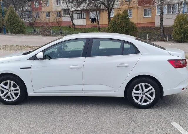 Белый Рено Меган, объемом двигателя 1.6 л и пробегом 137 тыс. км за 13900 $, фото 23 на Automoto.ua