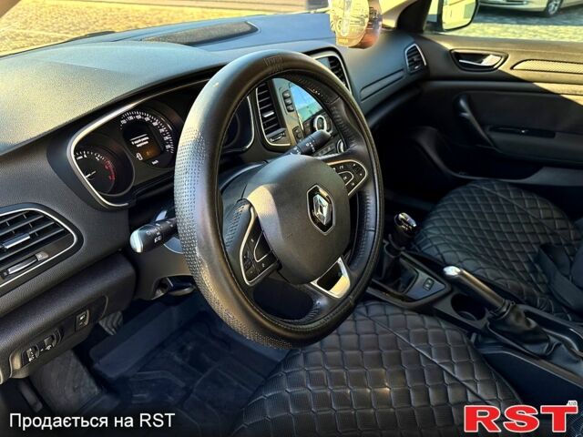 Білий Рено Меган, об'ємом двигуна 1.6 л та пробігом 45 тис. км за 14500 $, фото 1 на Automoto.ua