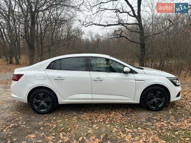 Білий Рено Меган, об'ємом двигуна 1.46 л та пробігом 144 тис. км за 15500 $, фото 4 на Automoto.ua