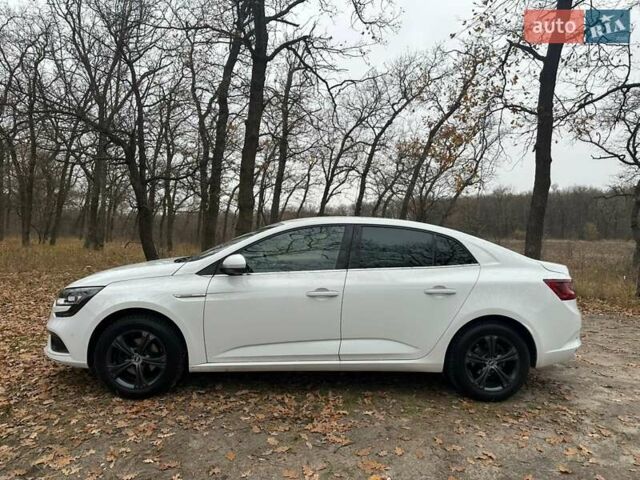 Білий Рено Меган, об'ємом двигуна 1.46 л та пробігом 144 тис. км за 15500 $, фото 3 на Automoto.ua