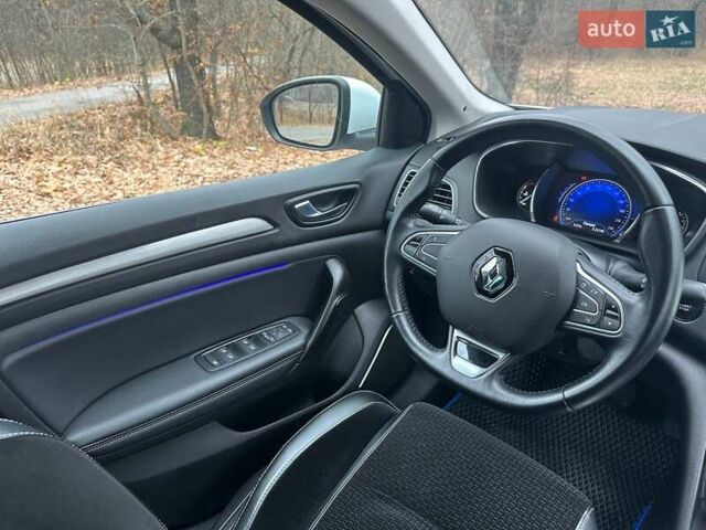 Білий Рено Меган, об'ємом двигуна 1.46 л та пробігом 144 тис. км за 15500 $, фото 17 на Automoto.ua