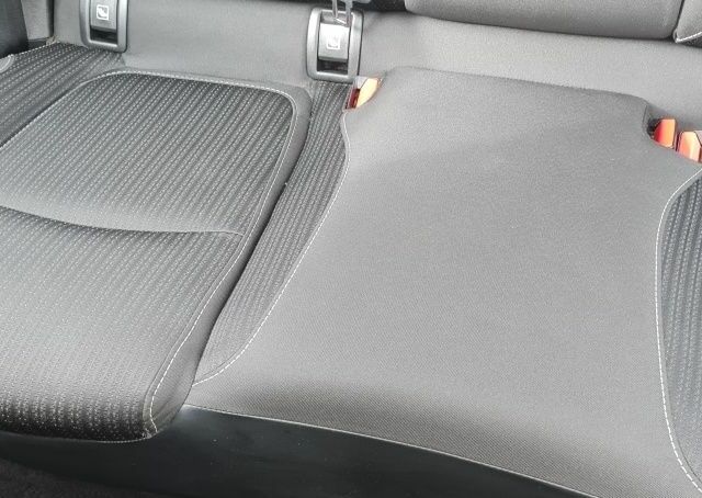 Белый Рено Меган, объемом двигателя 1.6 л и пробегом 137 тыс. км за 13900 $, фото 13 на Automoto.ua