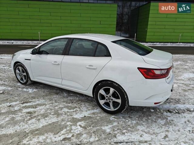 Белый Рено Меган, объемом двигателя 1.46 л и пробегом 75 тыс. км за 15500 $, фото 17 на Automoto.ua