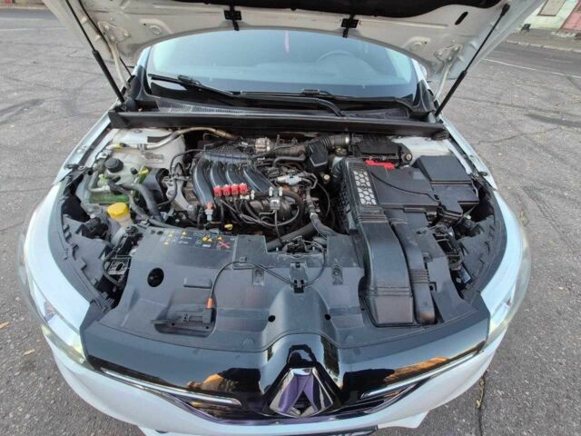 Білий Рено Меган, об'ємом двигуна 1.6 л та пробігом 143 тис. км за 334 $, фото 3 на Automoto.ua