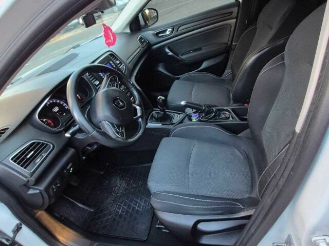 Білий Рено Меган, об'ємом двигуна 1.6 л та пробігом 143 тис. км за 334 $, фото 5 на Automoto.ua