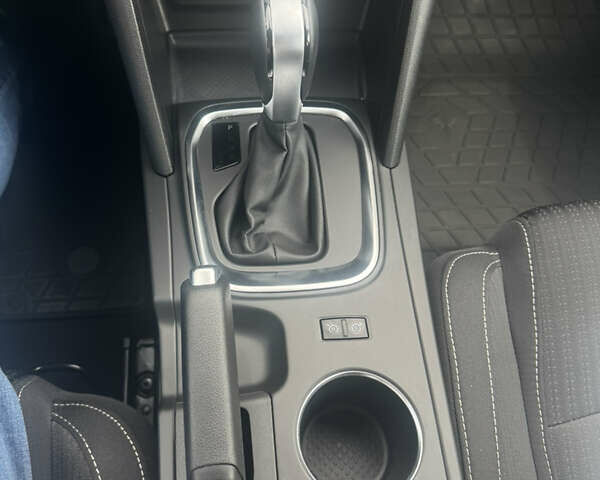 Білий Рено Меган, об'ємом двигуна 1.5 л та пробігом 35 тис. км за 17300 $, фото 9 на Automoto.ua