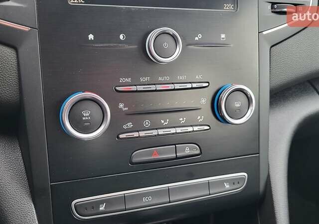 Белый Рено Меган, объемом двигателя 1.5 л и пробегом 128 тыс. км за 14990 $, фото 2 на Automoto.ua