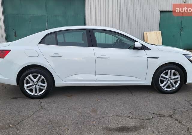 Белый Рено Меган, объемом двигателя 1.5 л и пробегом 128 тыс. км за 14990 $, фото 15 на Automoto.ua