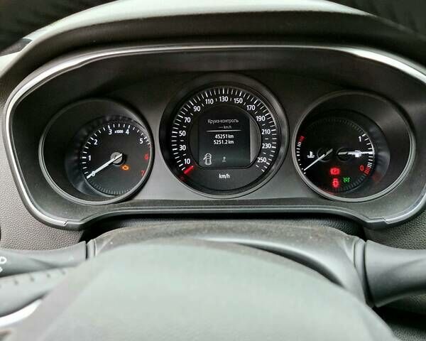 Білий Рено Меган, об'ємом двигуна 1.6 л та пробігом 117 тис. км за 11999 $, фото 18 на Automoto.ua