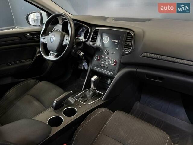 Белый Рено Меган, объемом двигателя 1.5 л и пробегом 102 тыс. км за 14800 $, фото 41 на Automoto.ua