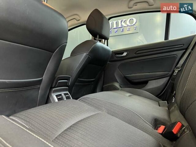 Белый Рено Меган, объемом двигателя 1.5 л и пробегом 102 тыс. км за 14800 $, фото 43 на Automoto.ua