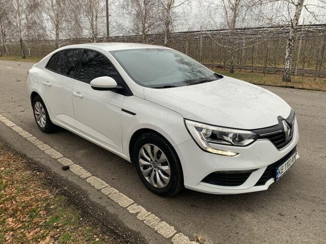 Белый Рено Меган, объемом двигателя 1.5 л и пробегом 100 тыс. км за 16500 $, фото 5 на Automoto.ua