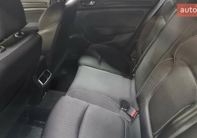 Белый Рено Меган, объемом двигателя 1.46 л и пробегом 190 тыс. км за 13700 $, фото 6 на Automoto.ua